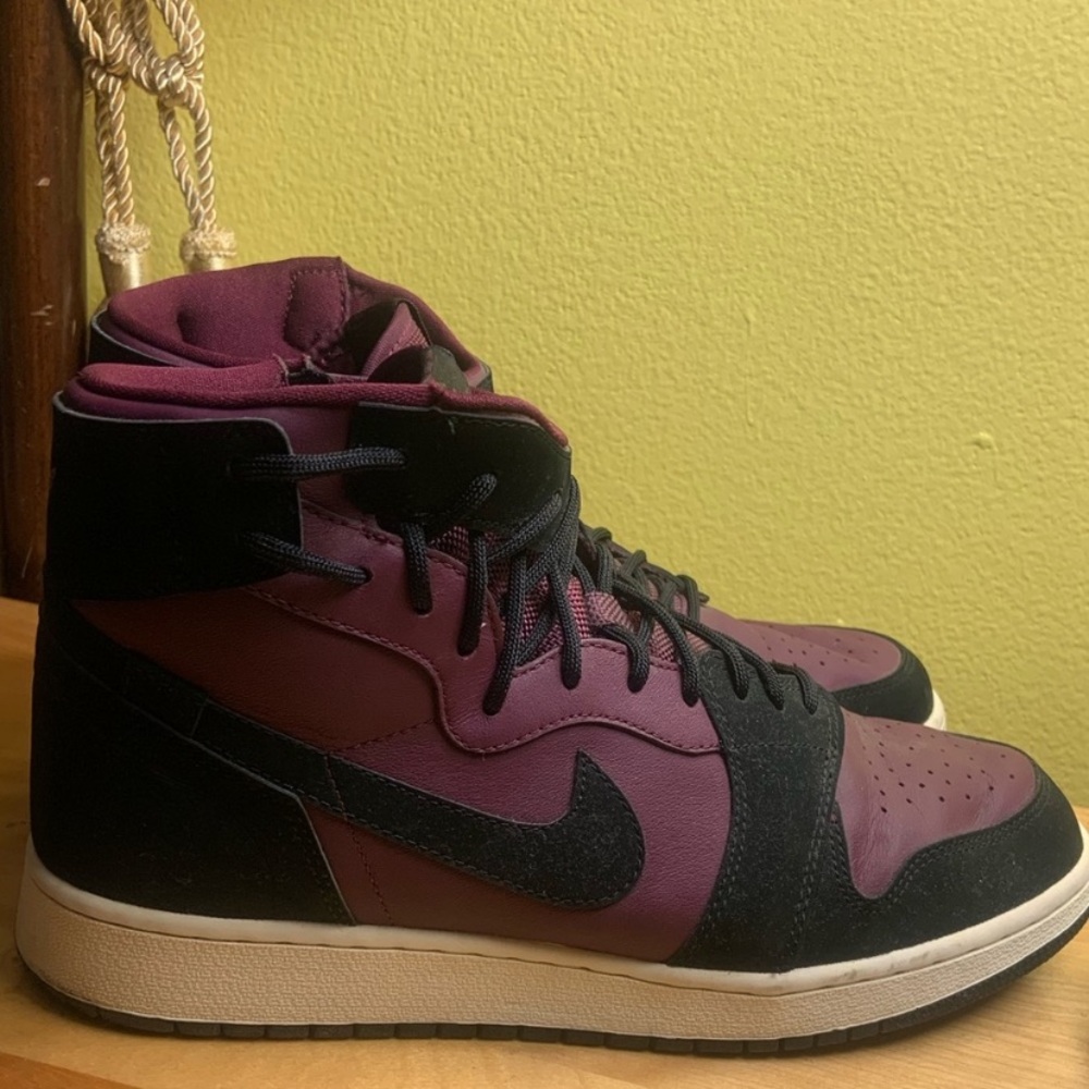 Nike Air Jordan 1 Rebel Bordeaux Black Phantom Women’s 10